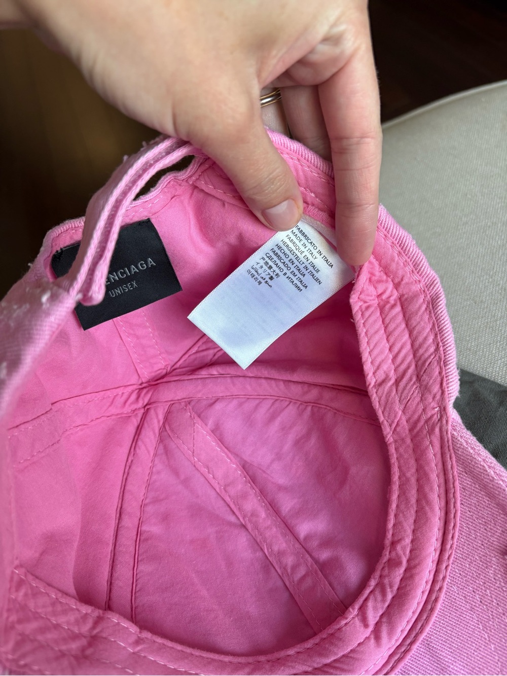 Balenciaga Unisex Laurel Baseball Cap Distressed Baby Pink Logo One Size - Picture 6 of 14